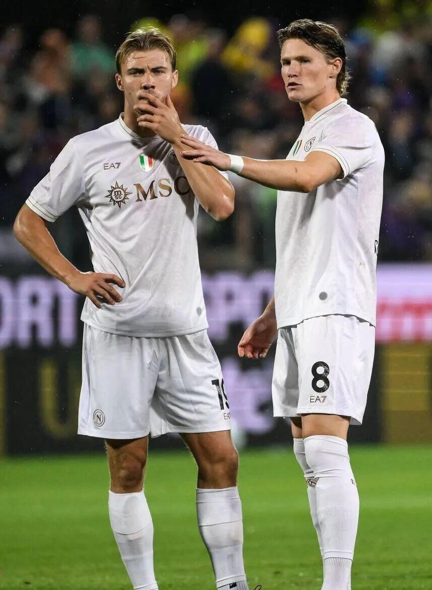 关于离谱！那不勒斯清晨复出首秀巴塞罗那队长鼓劲备战欧联，今夜广厦男篮伤情更新的信息