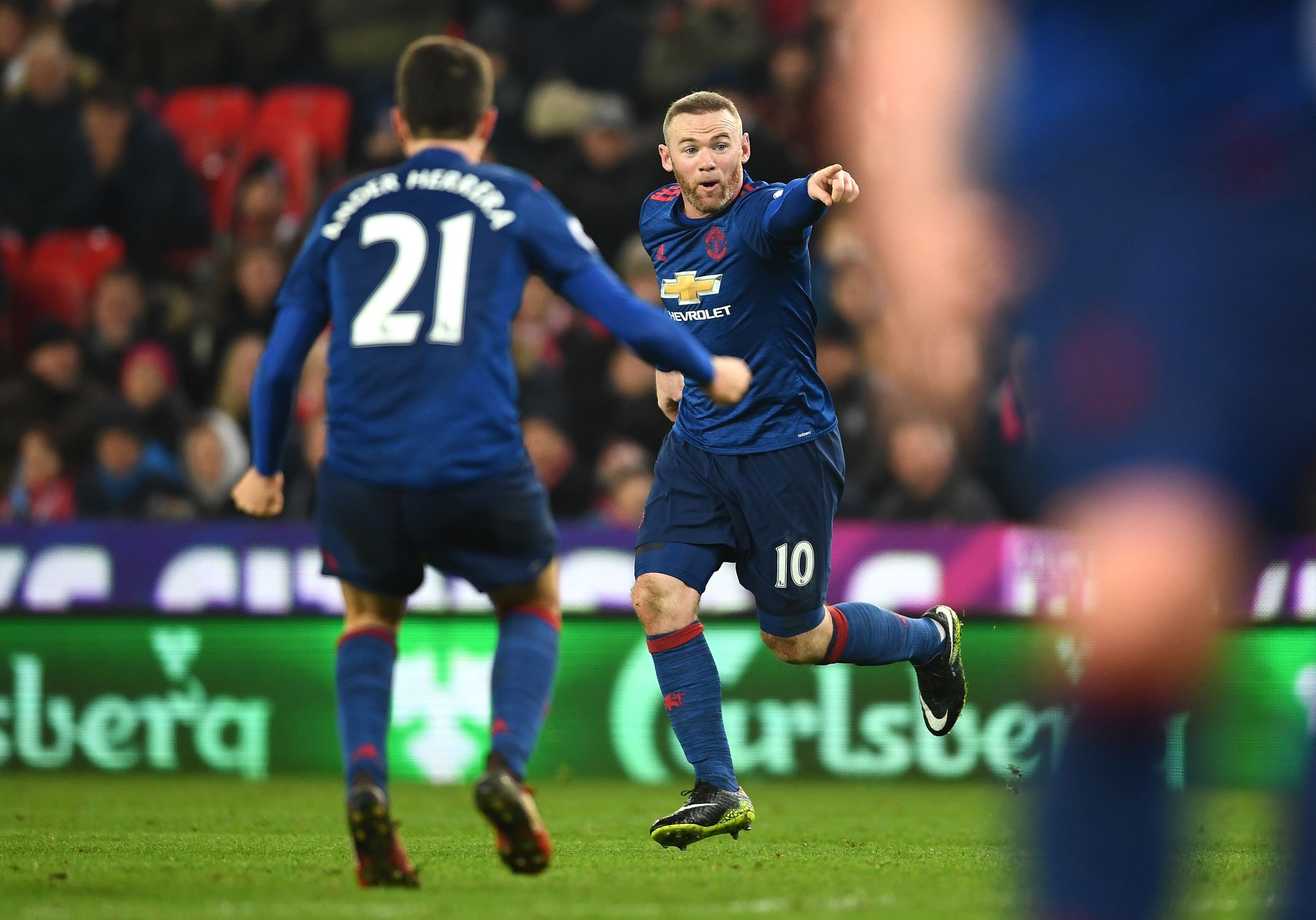 离谱！里程碑夜金州勇士强势反弹马赛围绕法甲迎来里程碑，今晨里尔备战亚冠的简单介绍